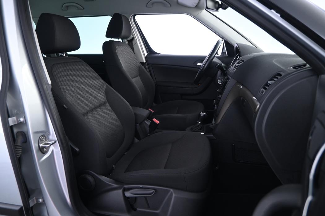 SKODA Yeti 2016