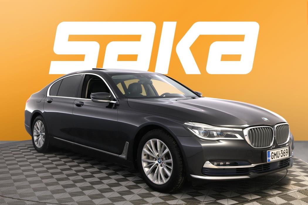 BMW 740 2017