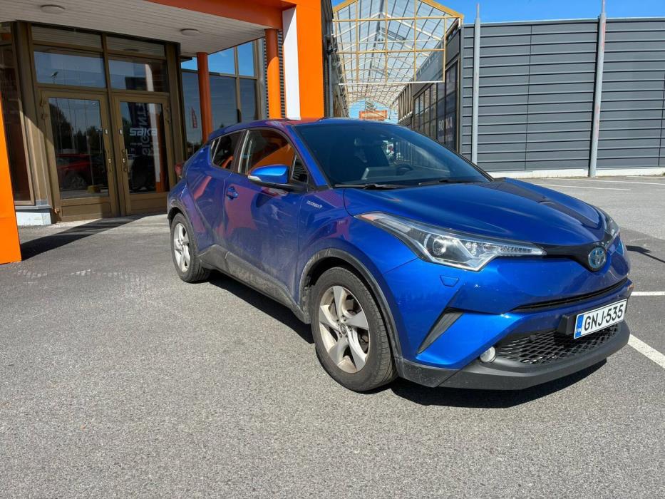 TOYOTA C-HR 2019