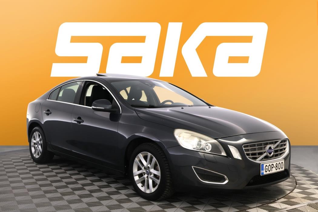 VOLVO S60 2012