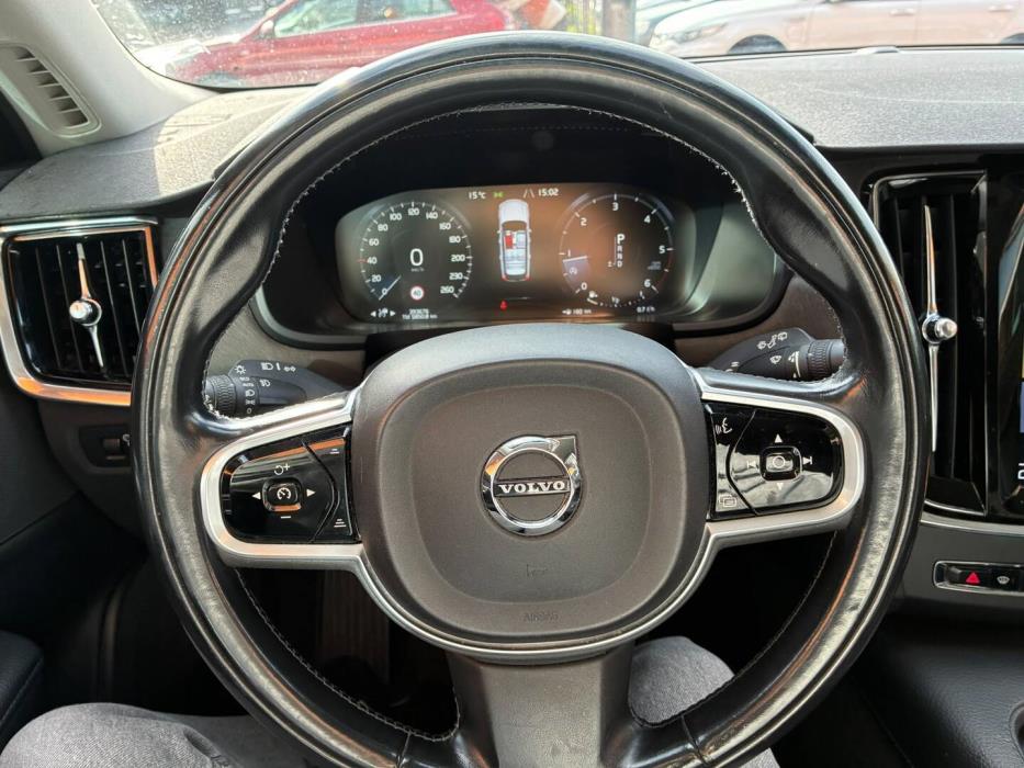 VOLVO V90 Cross Country 2018