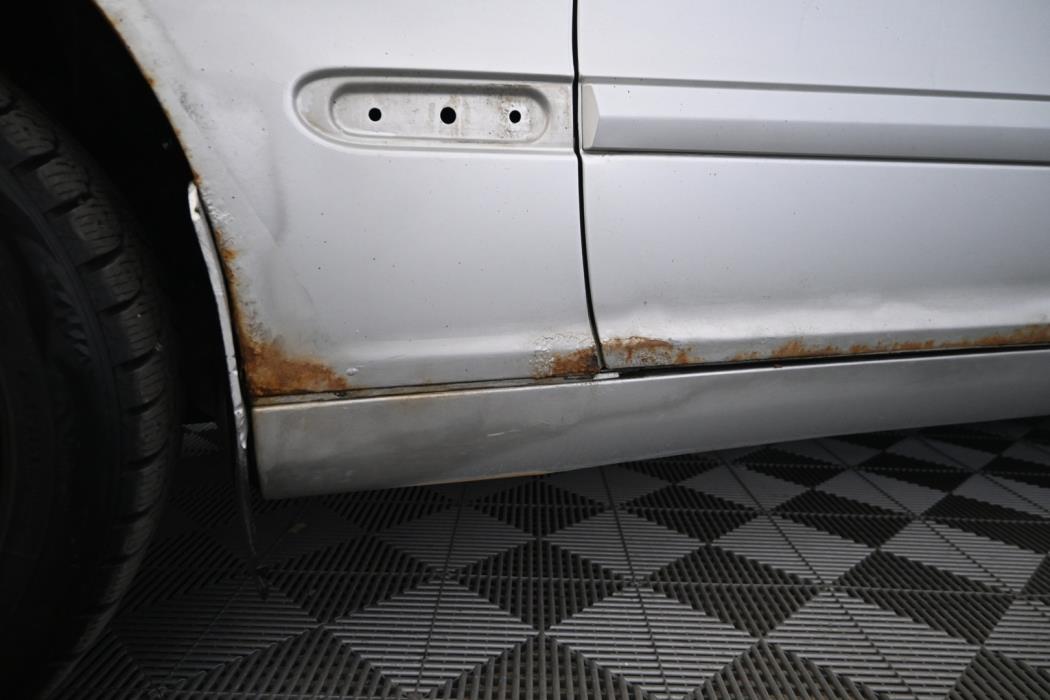 MERCEDES-BENZ C 2004