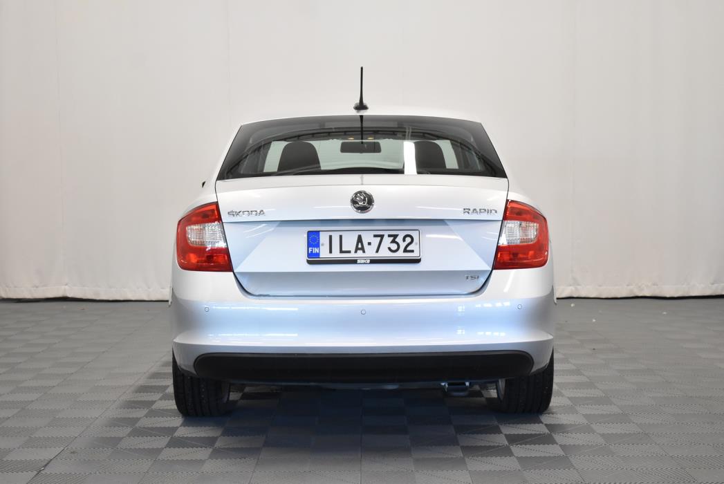 SKODA Rapid 2013