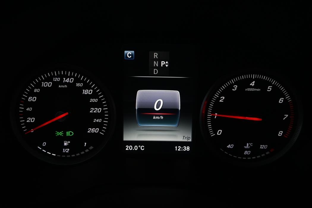 MERCEDES-BENZ C 2016