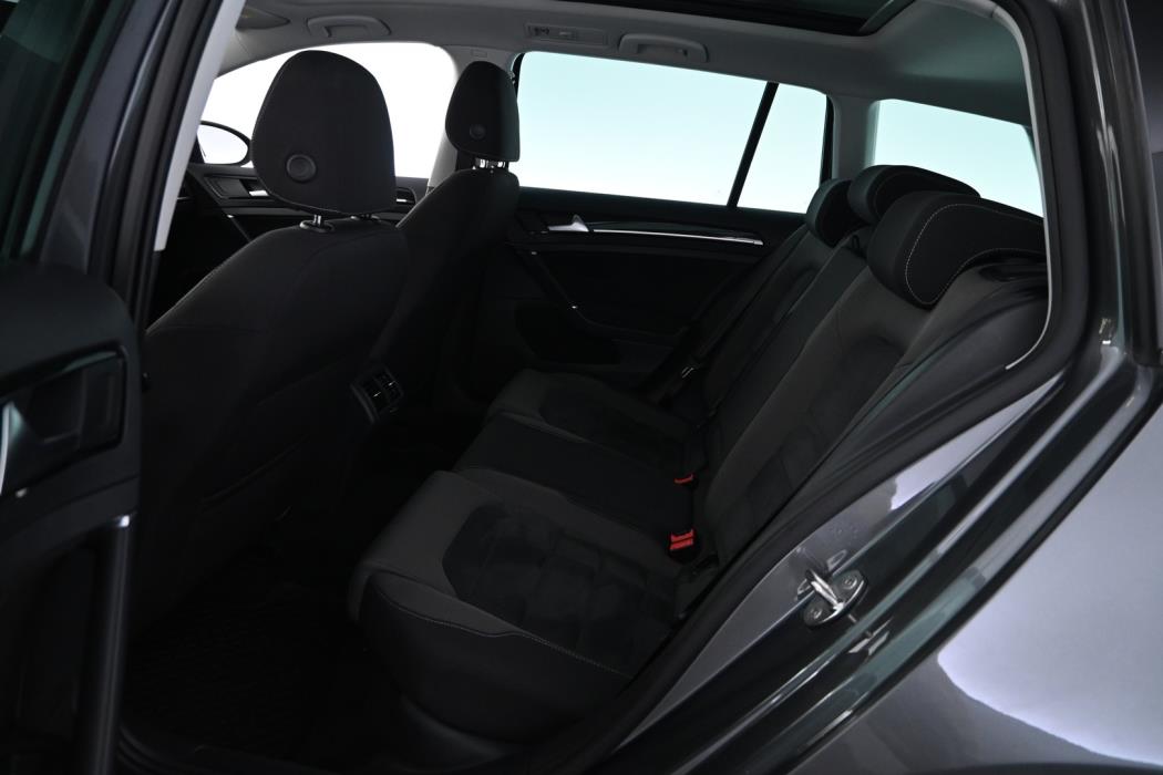 VOLKSWAGEN Golf 2017