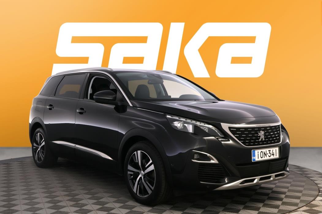 PEUGEOT 5008 2018