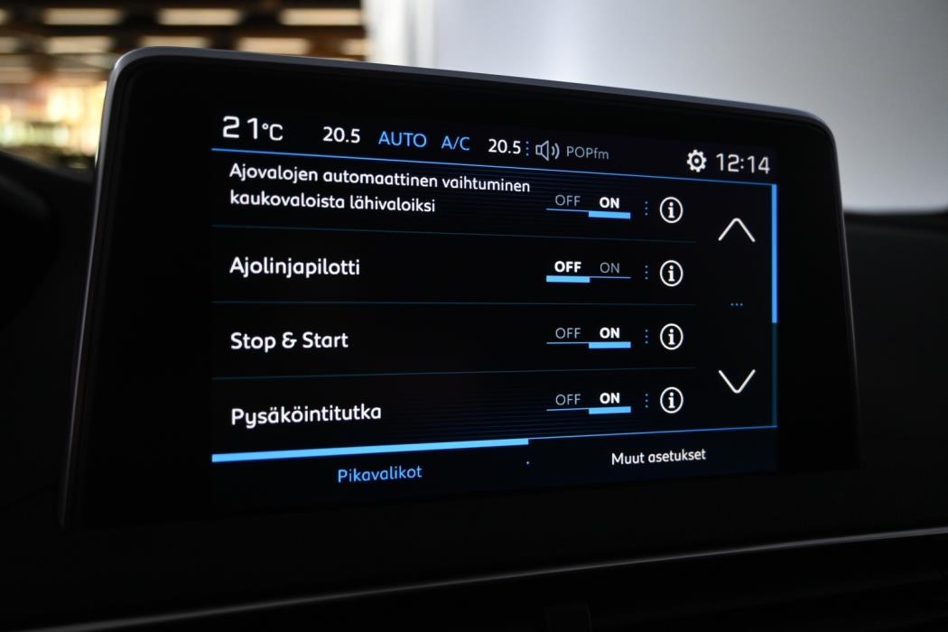 PEUGEOT 5008 2018