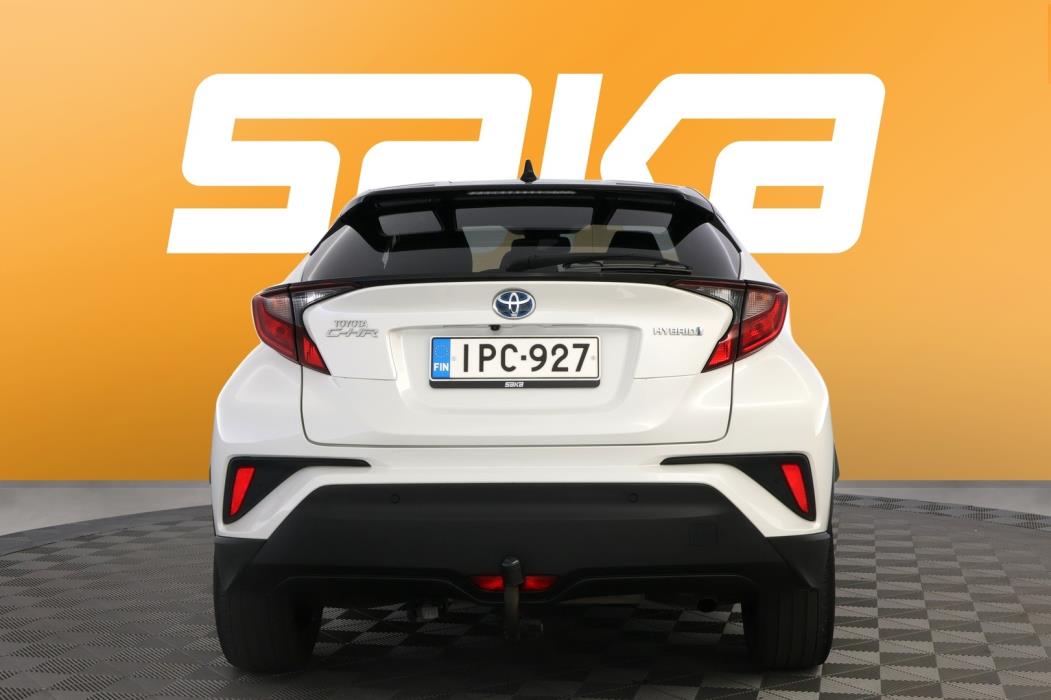 TOYOTA C-HR 2021