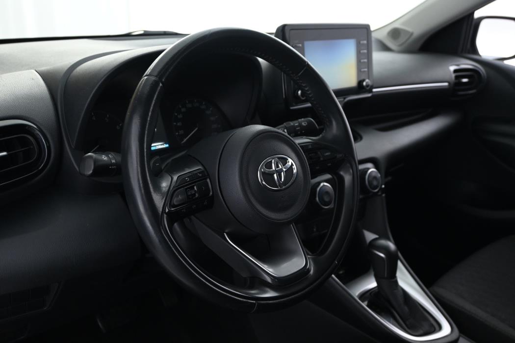TOYOTA Yaris 2022