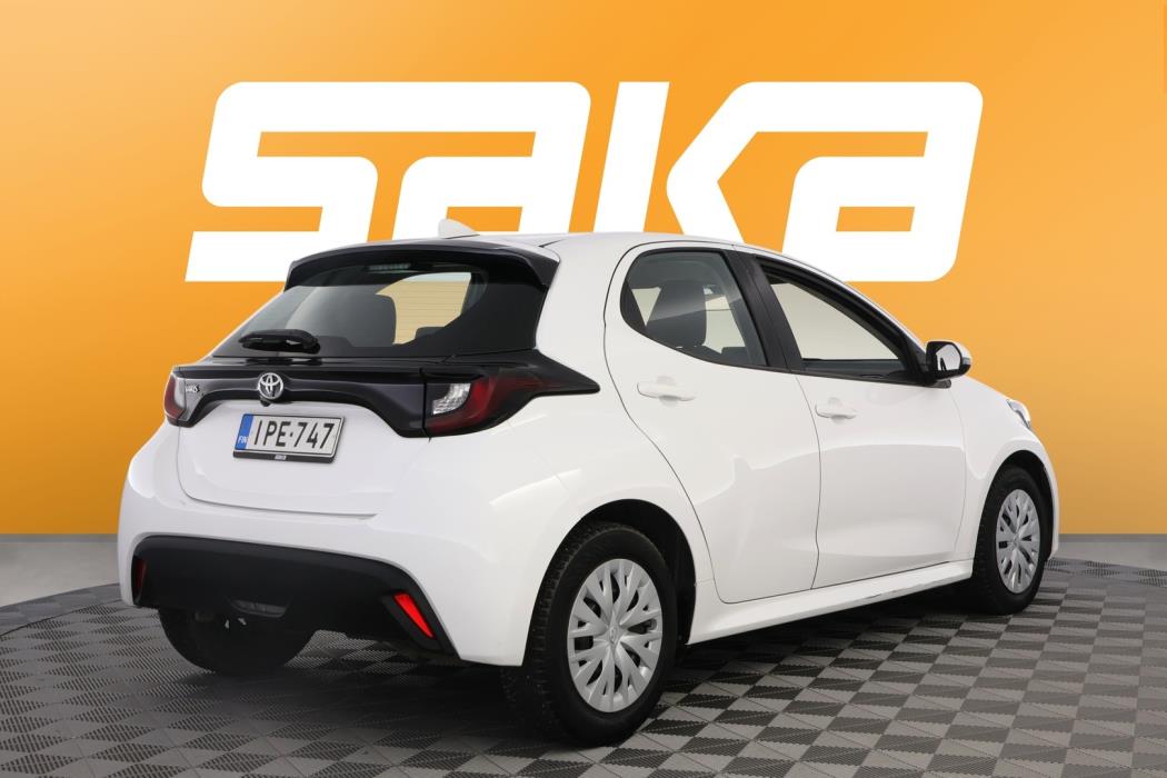 TOYOTA Yaris 2022