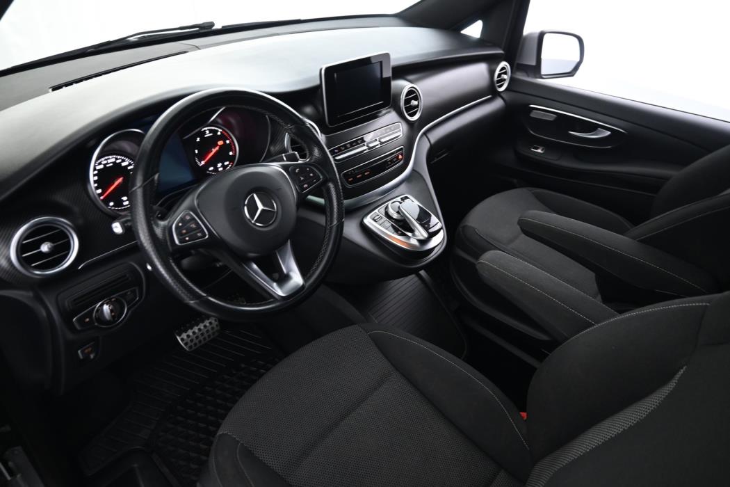 MERCEDES-BENZ V 2017