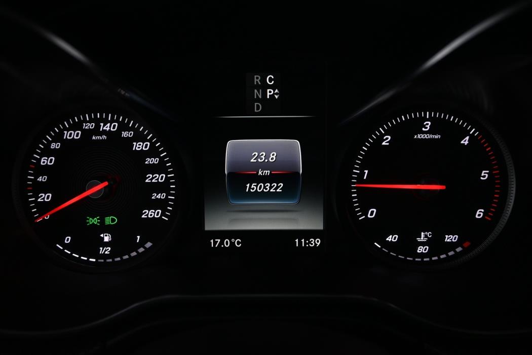 MERCEDES-BENZ V 2017