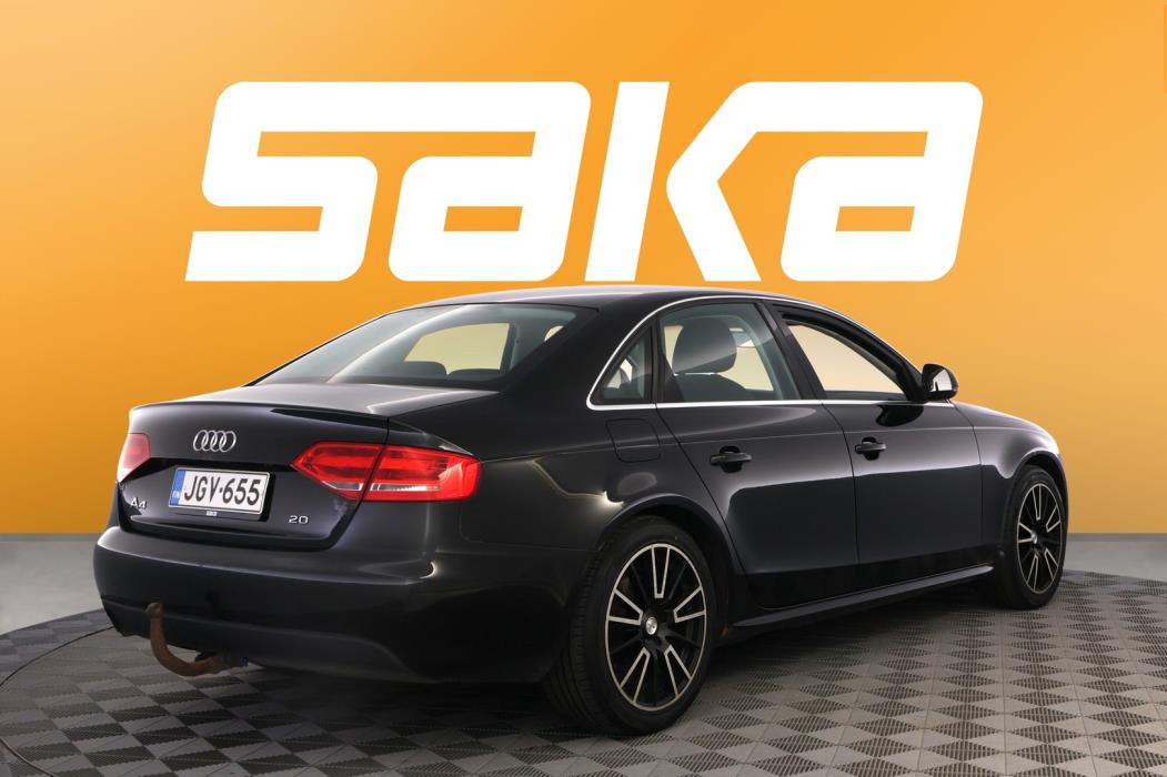 AUDI A4 2008