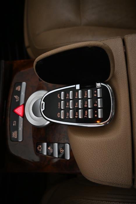 MERCEDES-BENZ S 2010