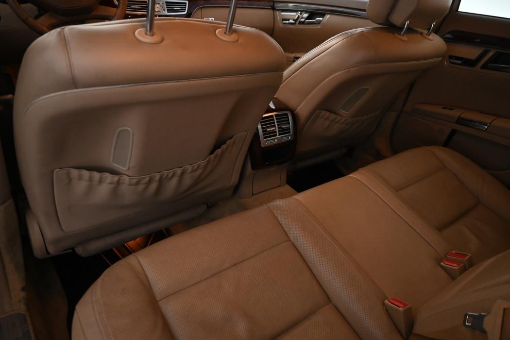 MERCEDES-BENZ S 2010
