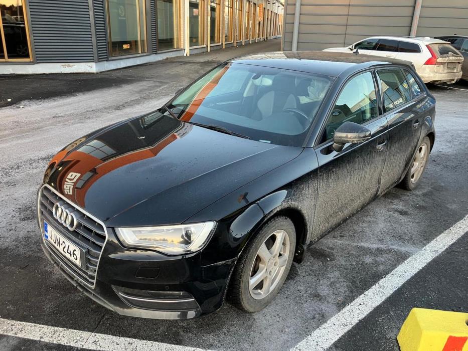 AUDI A3 2015