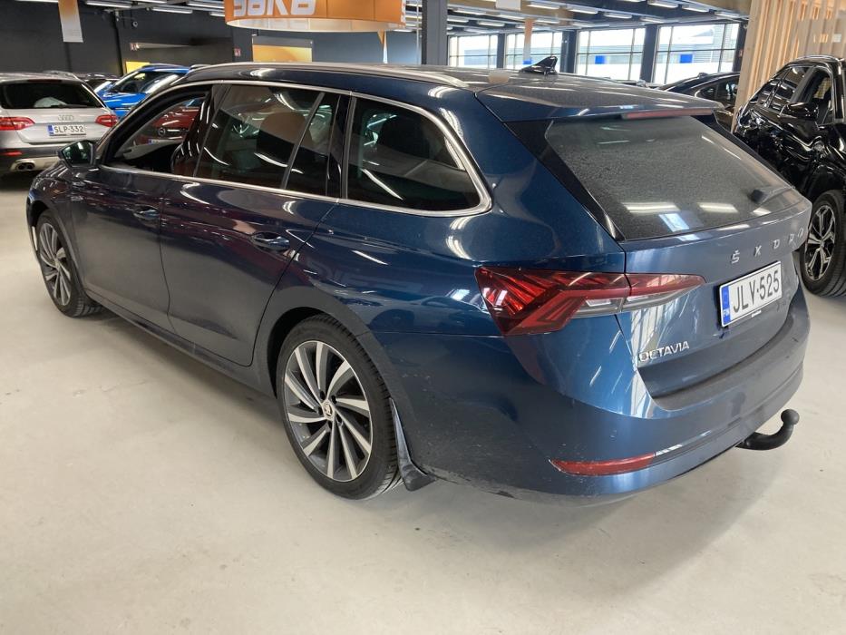 SKODA Octavia 2021