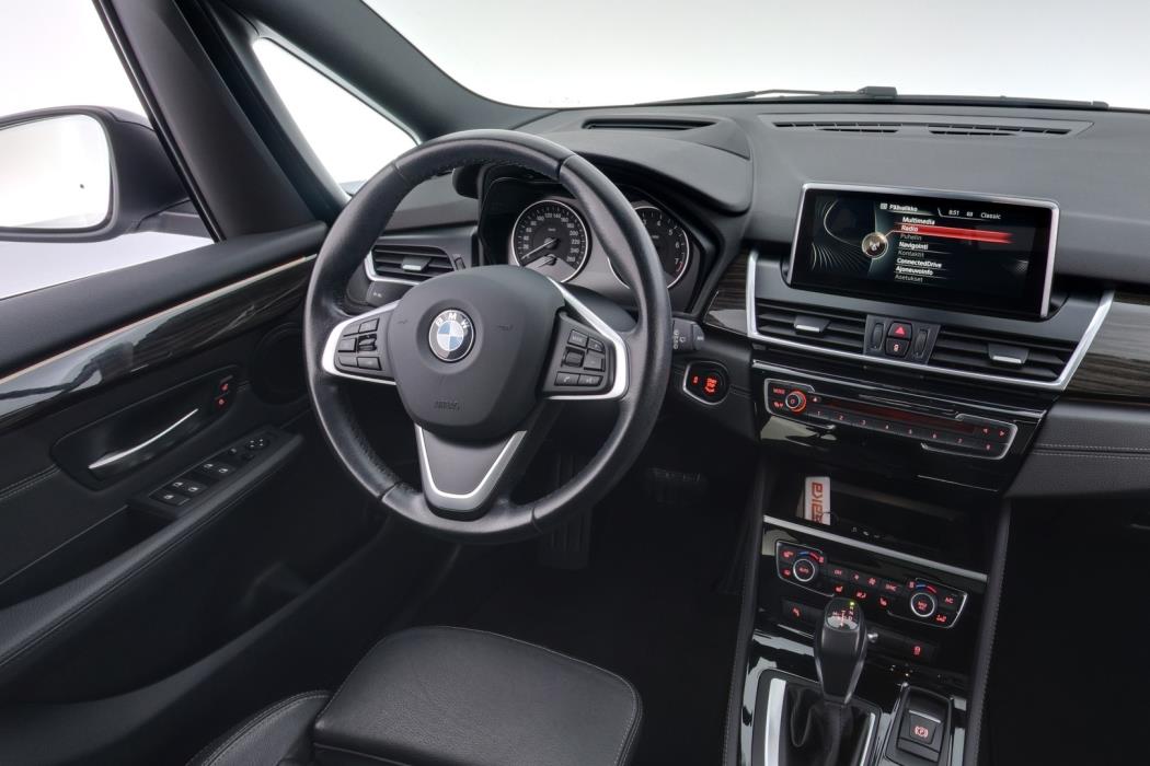 BMW 220 2017