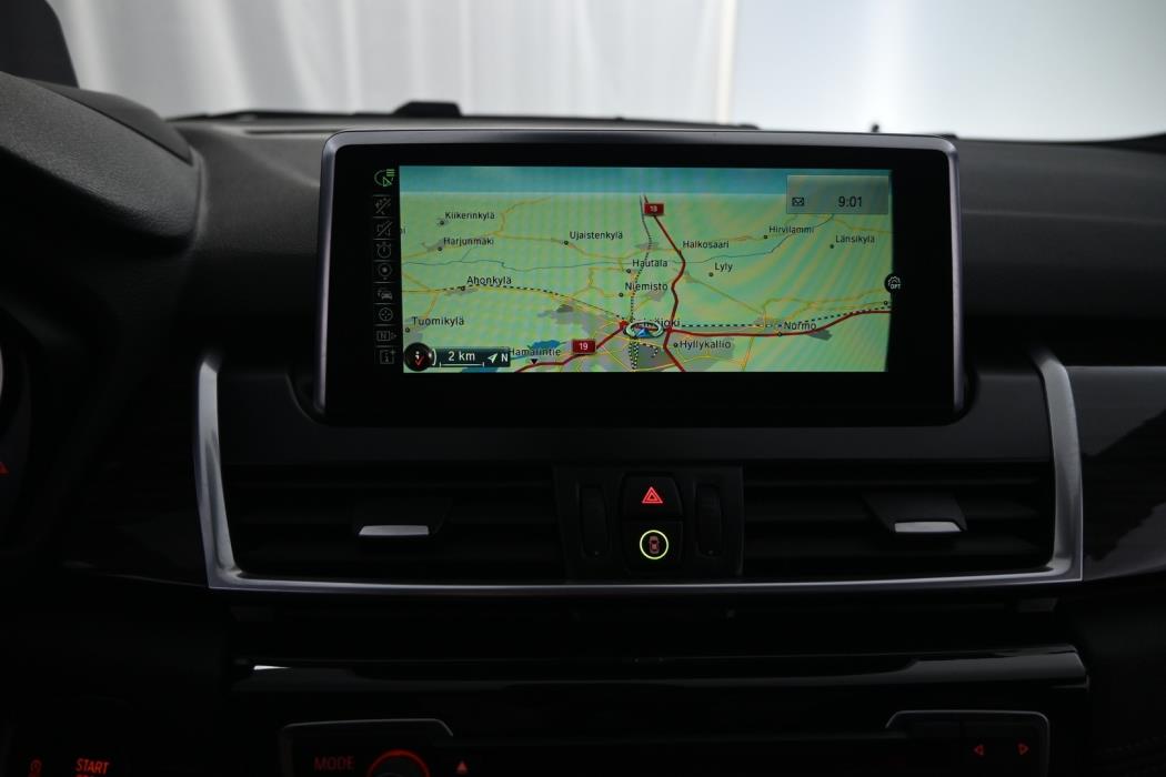 BMW 220 2017