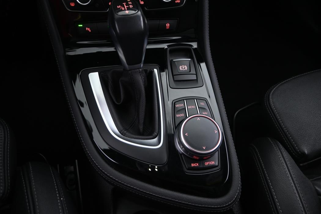 BMW 220 2017