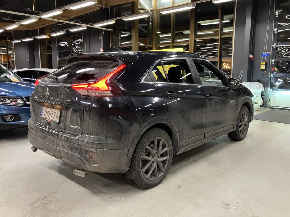 MITSUBISHI Eclipse 2022