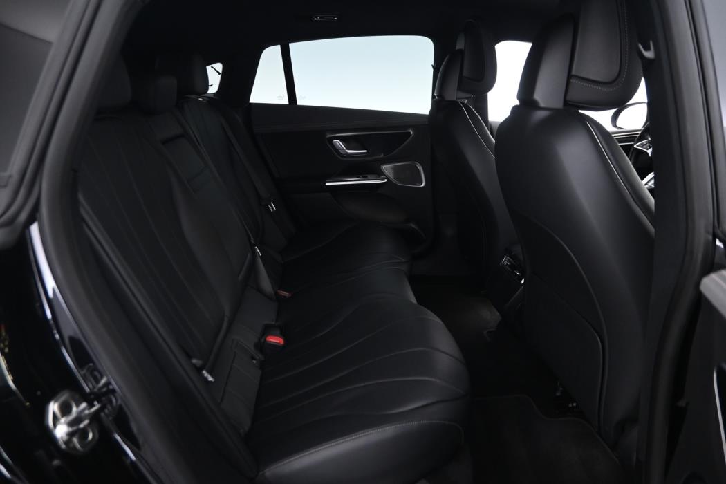 MERCEDES-BENZ EQE 2022