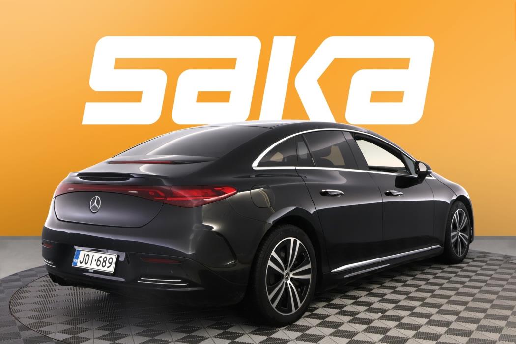 MERCEDES-BENZ EQE 2022