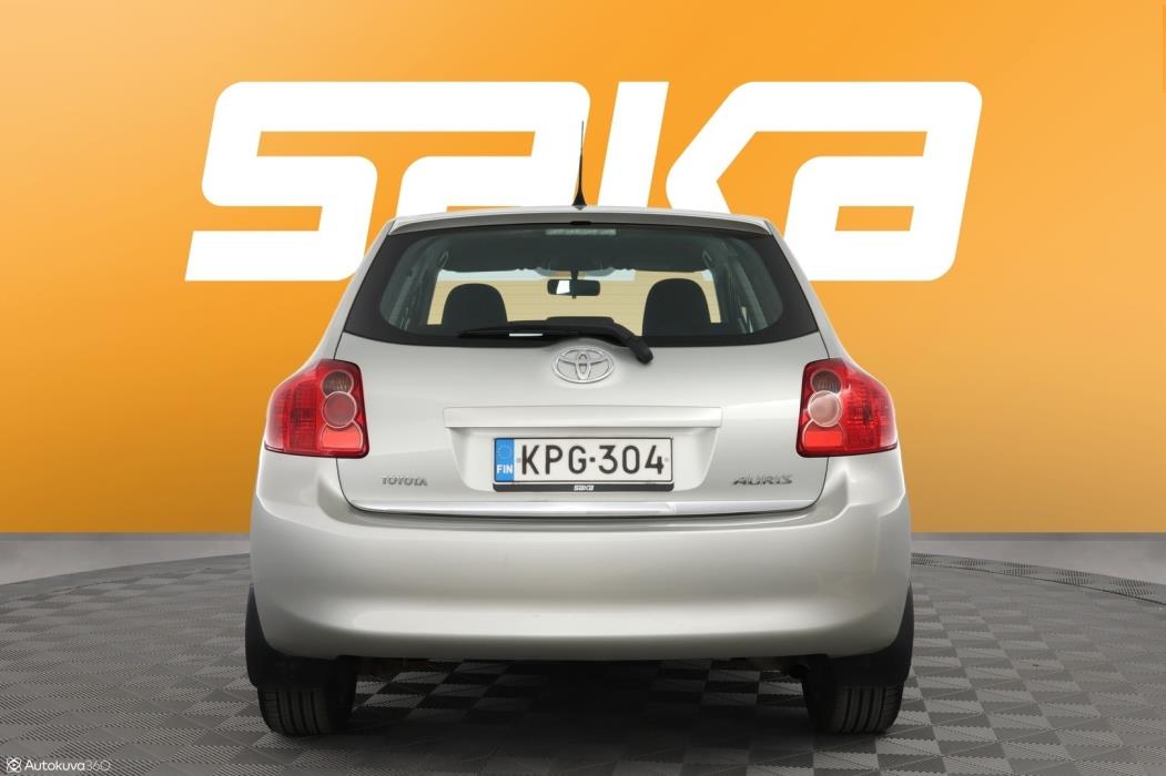 TOYOTA Auris 2007