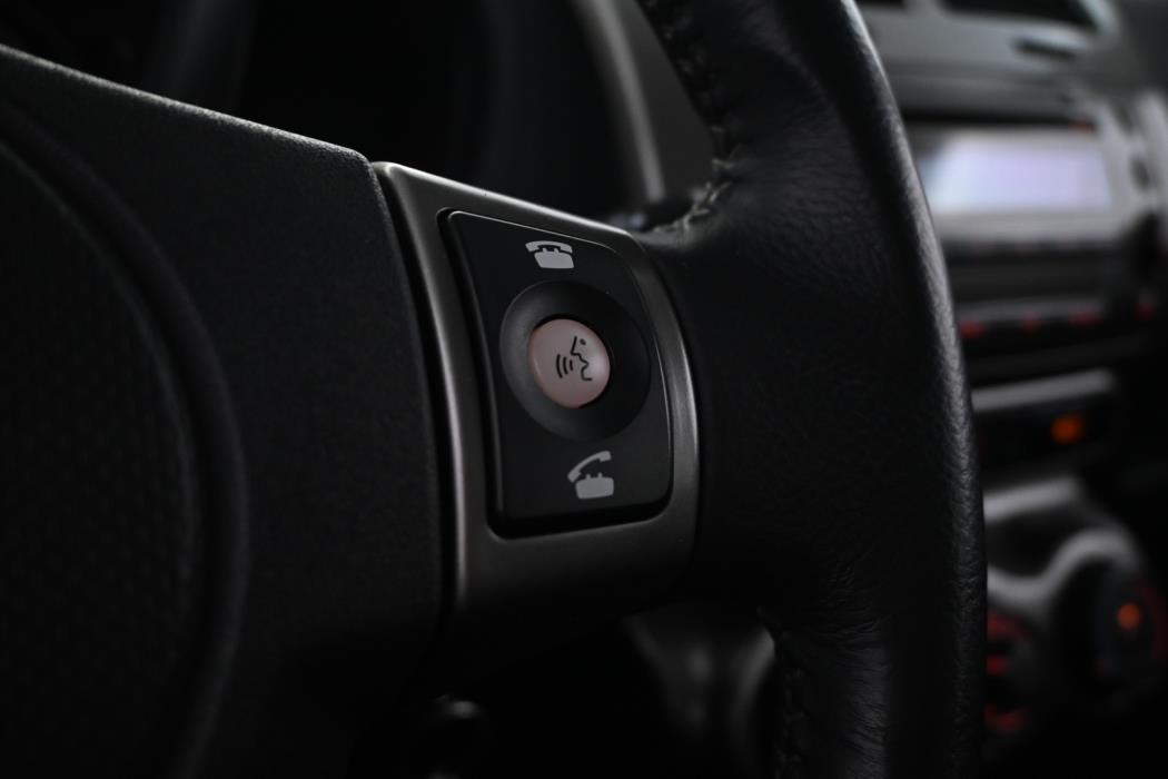 TOYOTA Urban Cruiser 2011