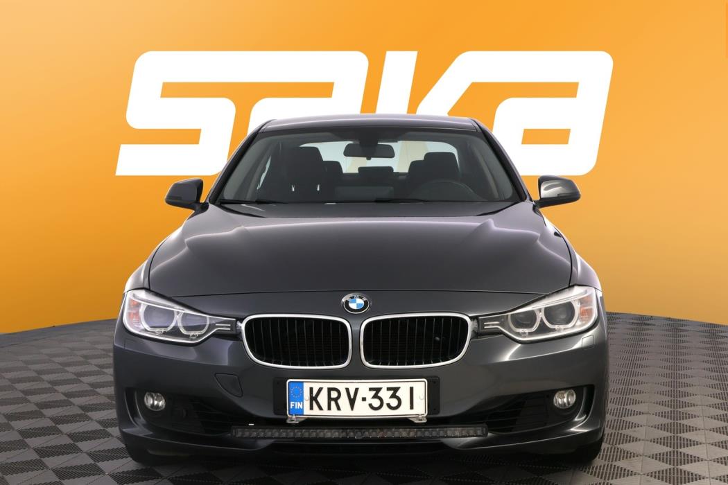 BMW 320 2013