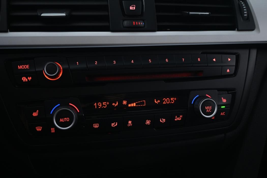BMW 320 2013