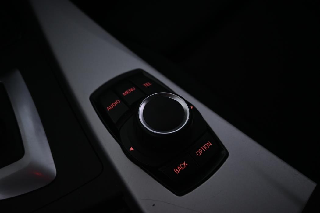 BMW 320 2013