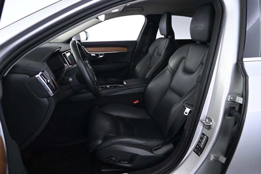 VOLVO S90 2019