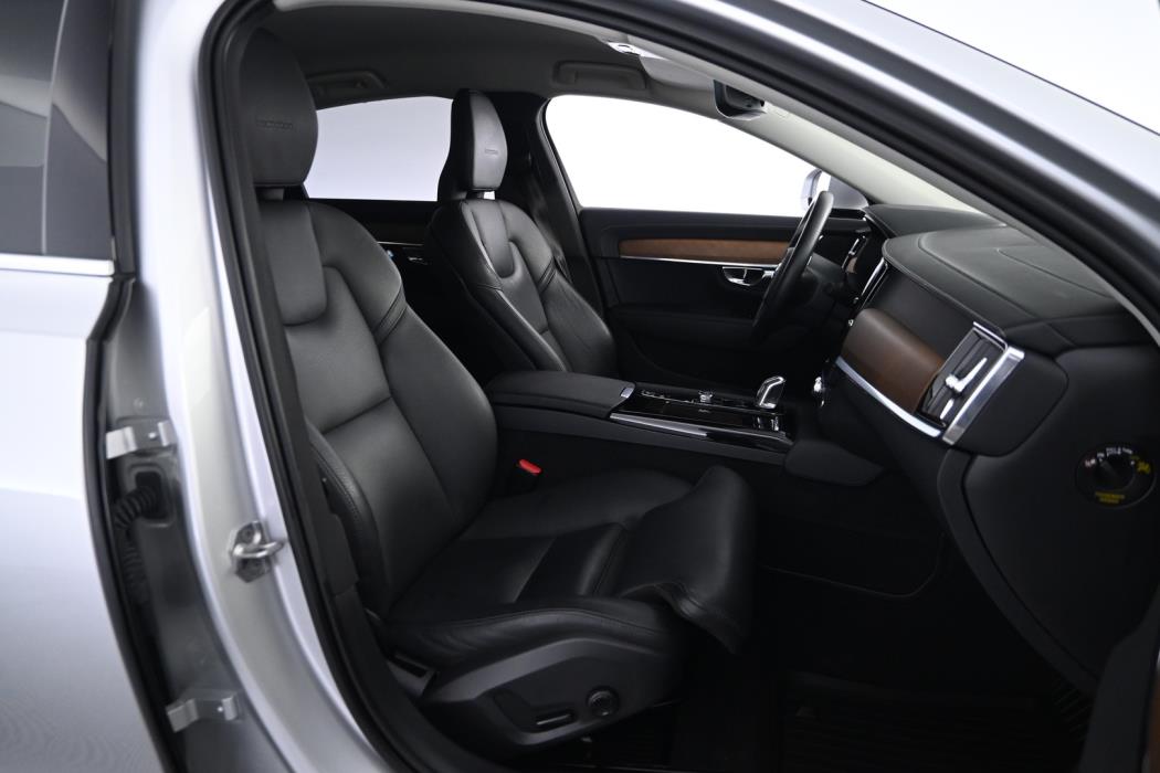 VOLVO S90 2019