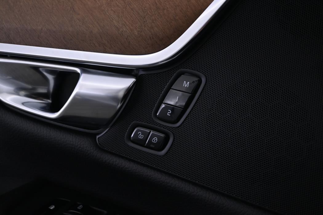 VOLVO S90 2019