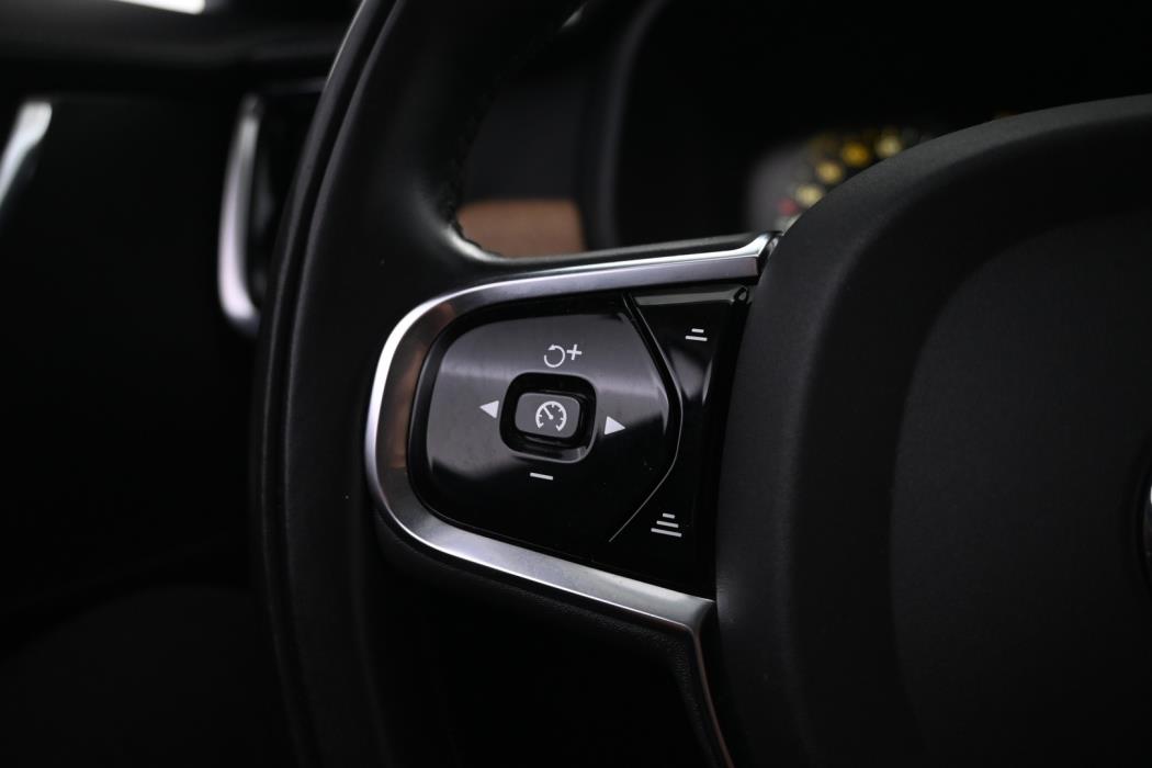 VOLVO S90 2019
