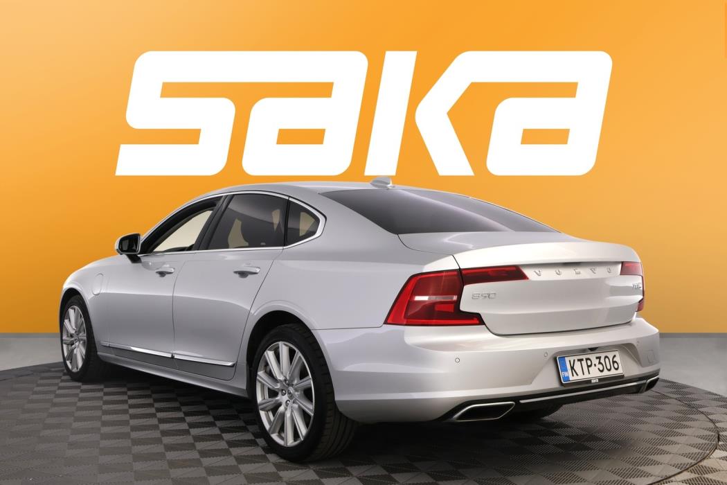 VOLVO S90 2019