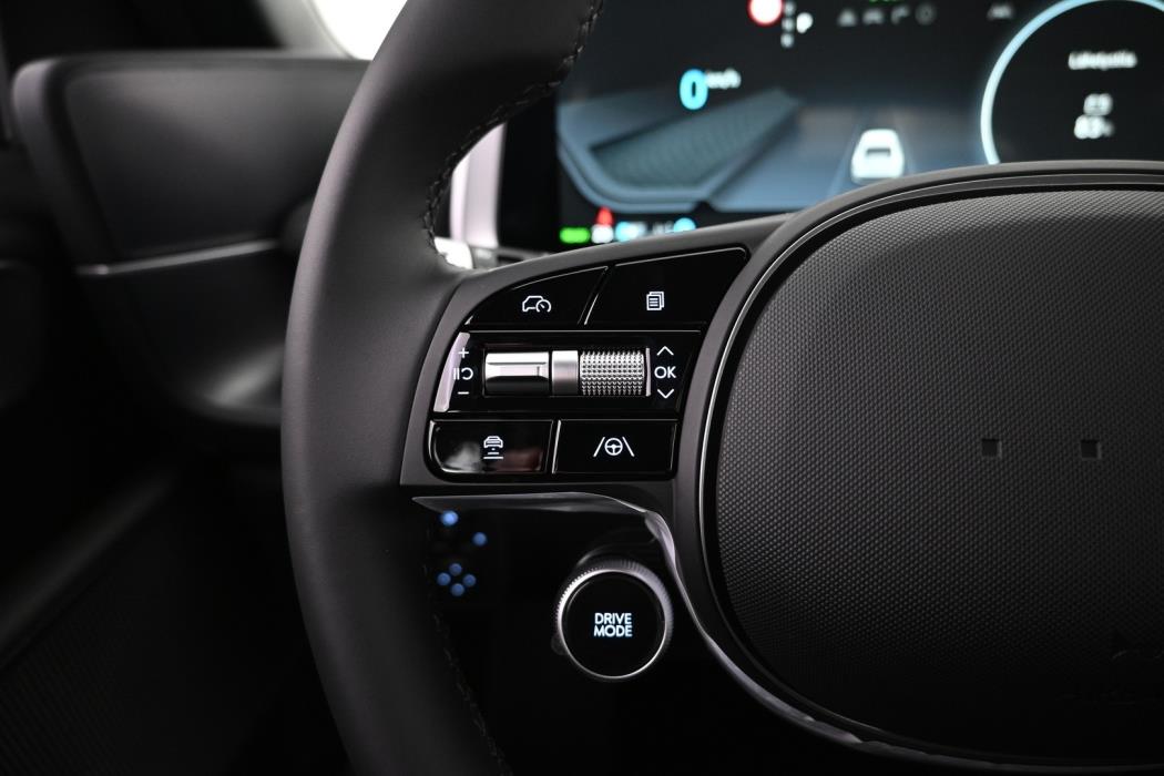 HYUNDAI IONIQ plug-in 2025