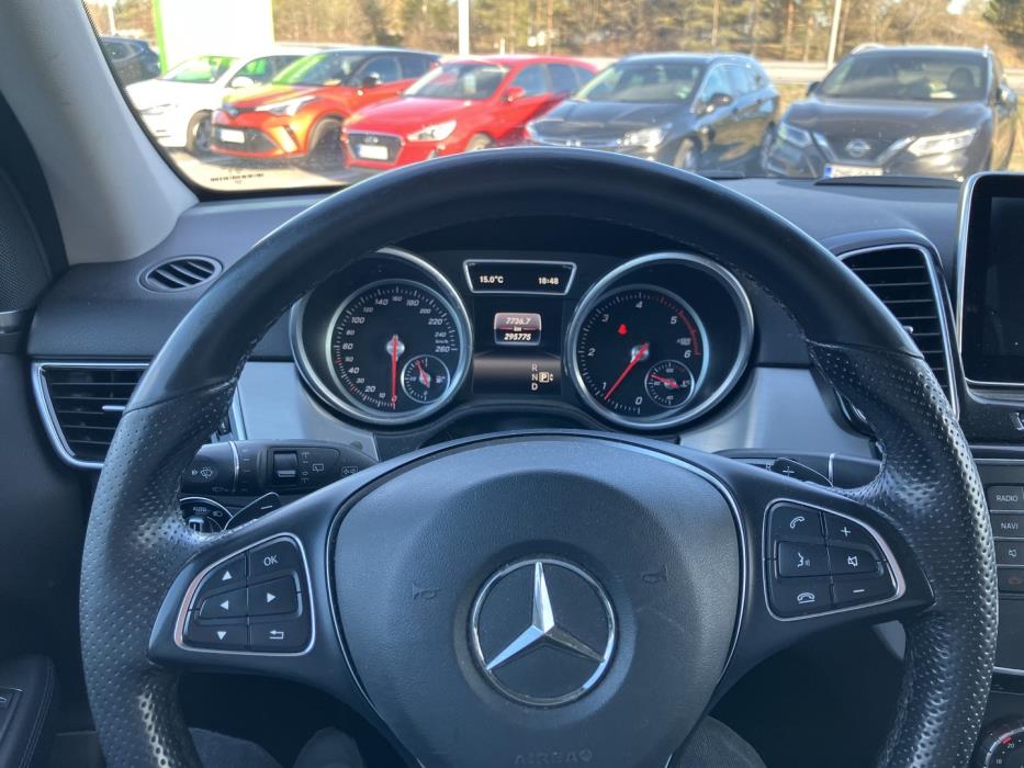 MERCEDES-BENZ GLE 2016