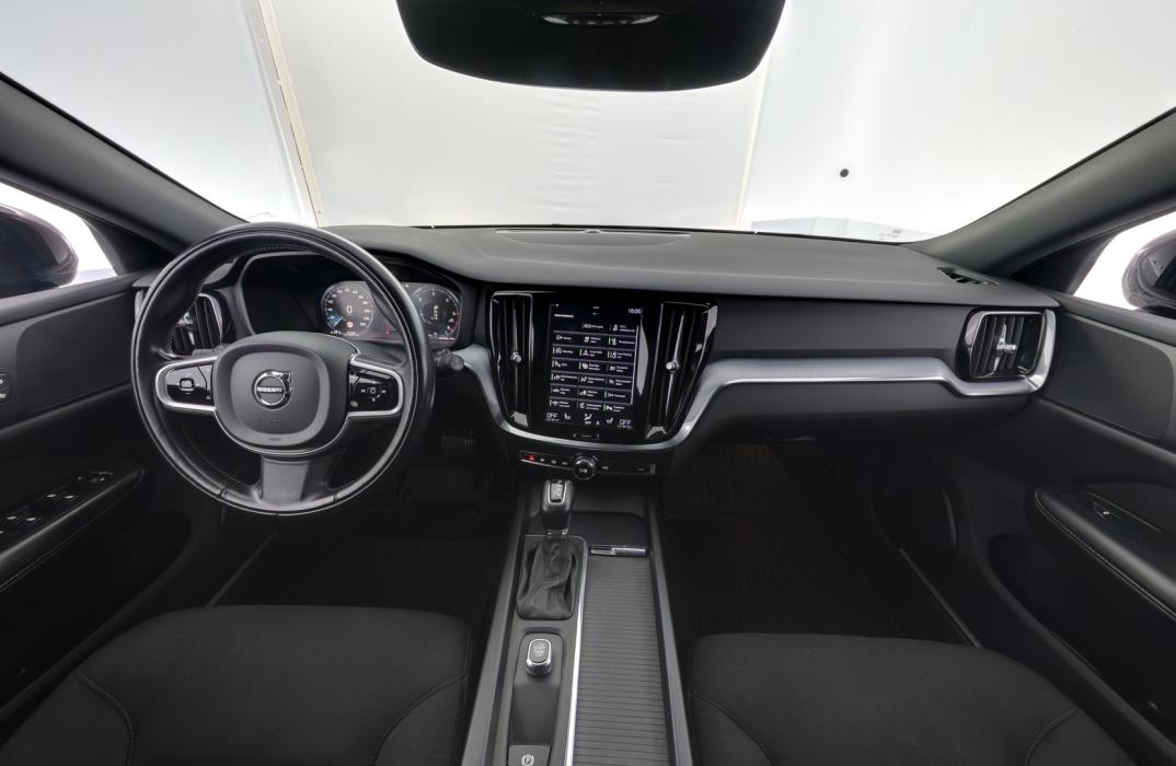 VOLVO V60 2019