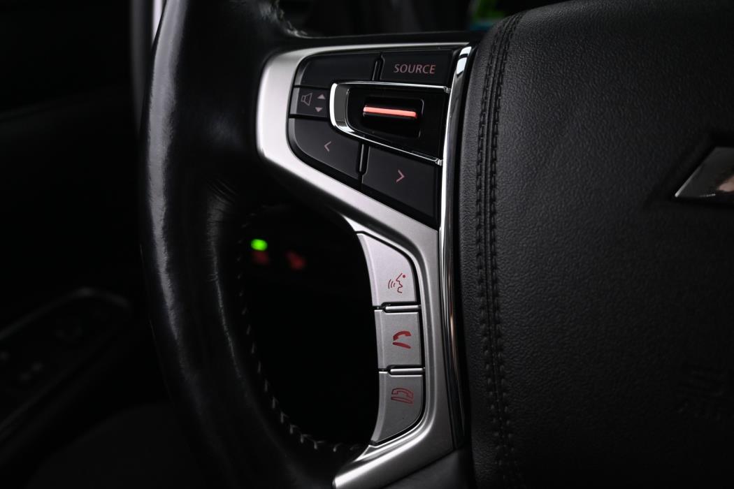 MITSUBISHI Outlander 2019