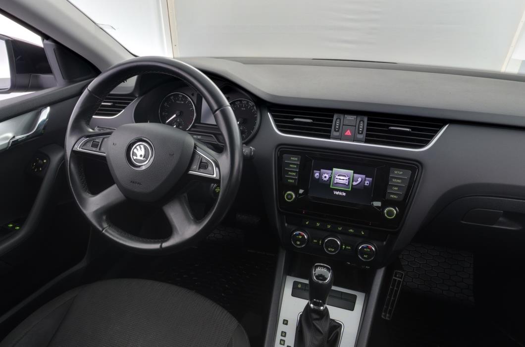 SKODA Octavia 2014