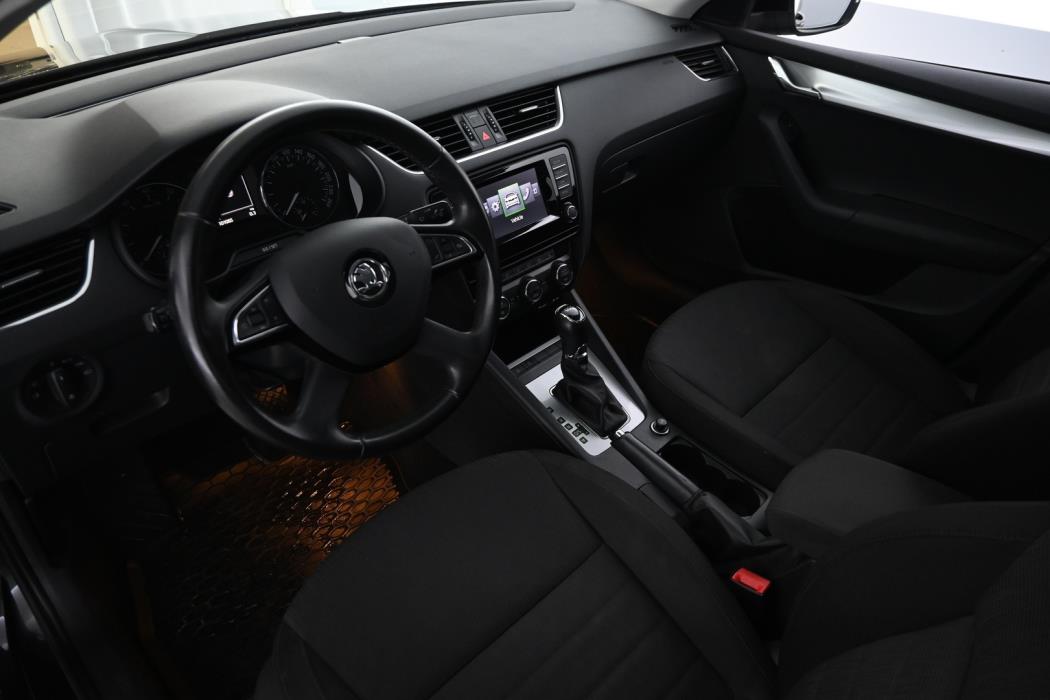 SKODA Octavia 2014