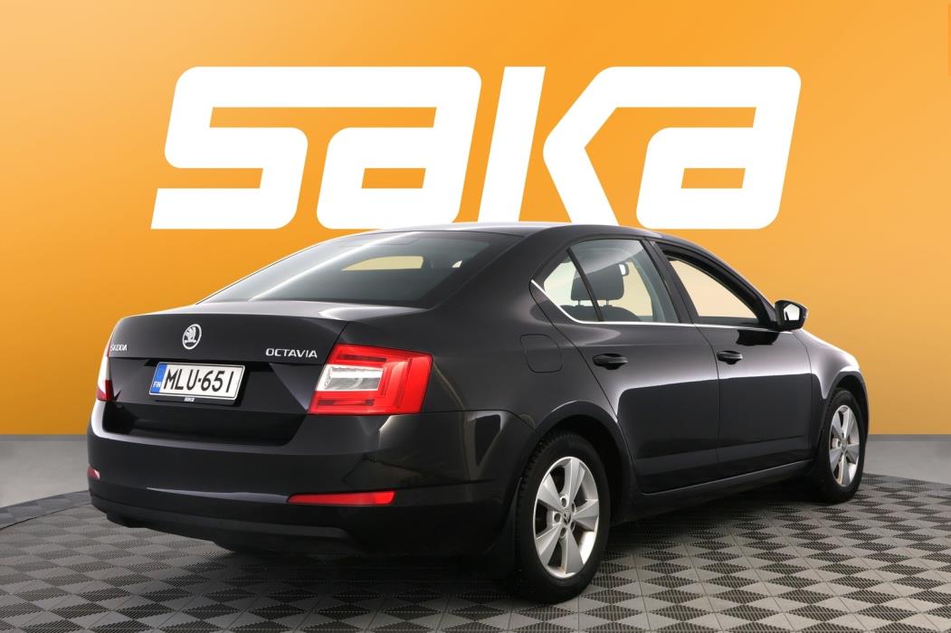 SKODA Octavia 2014