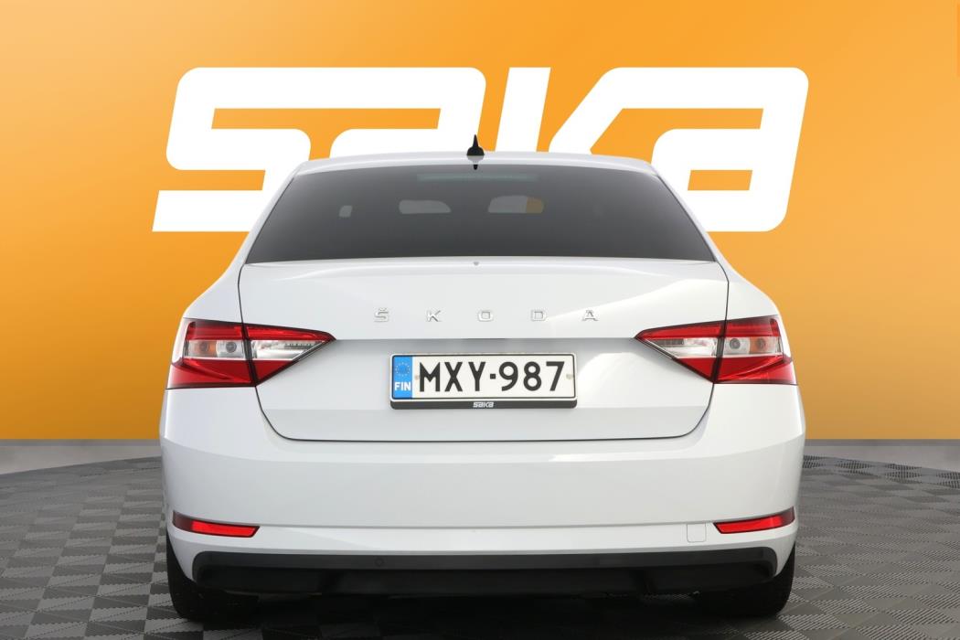 SKODA Superb 2019
