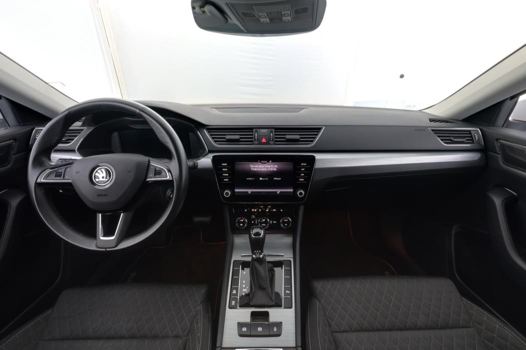SKODA Superb 2019