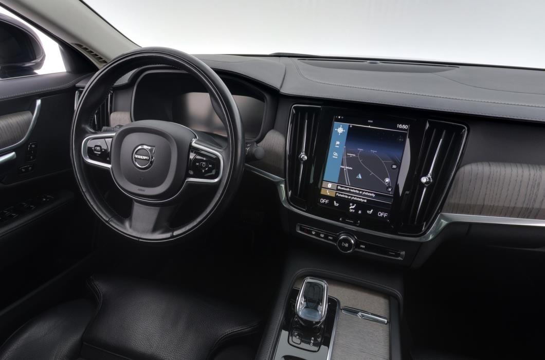 VOLVO S90 2021