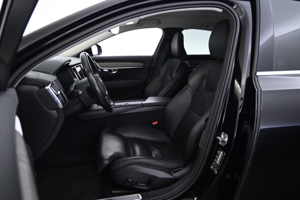 VOLVO S90 2021