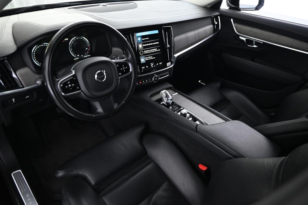 VOLVO S90 2021