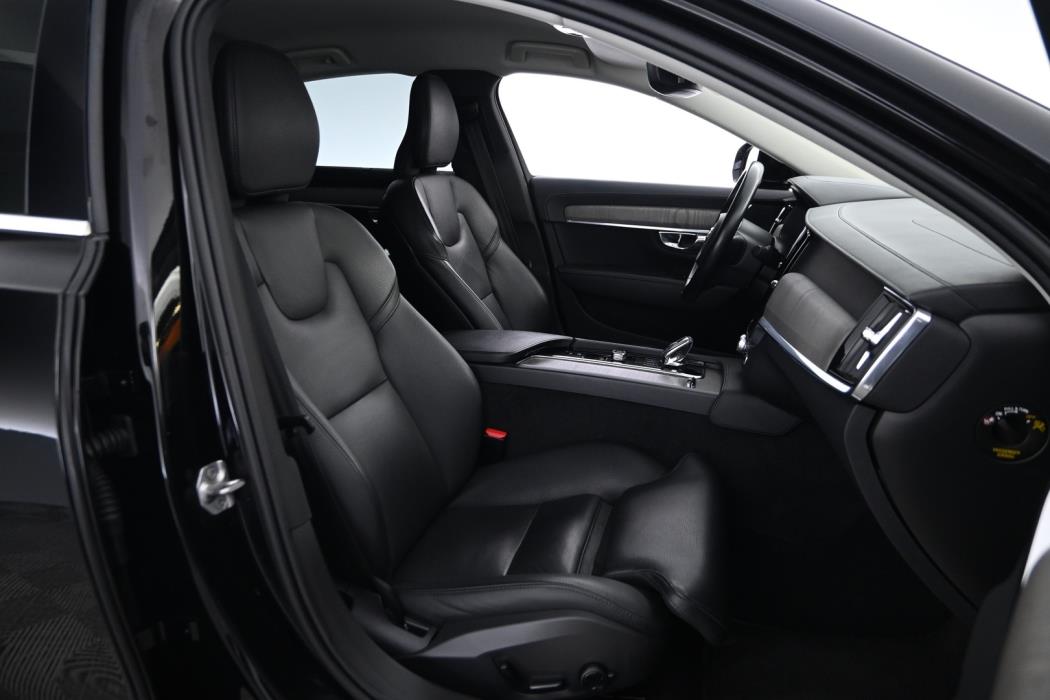 VOLVO S90 2021
